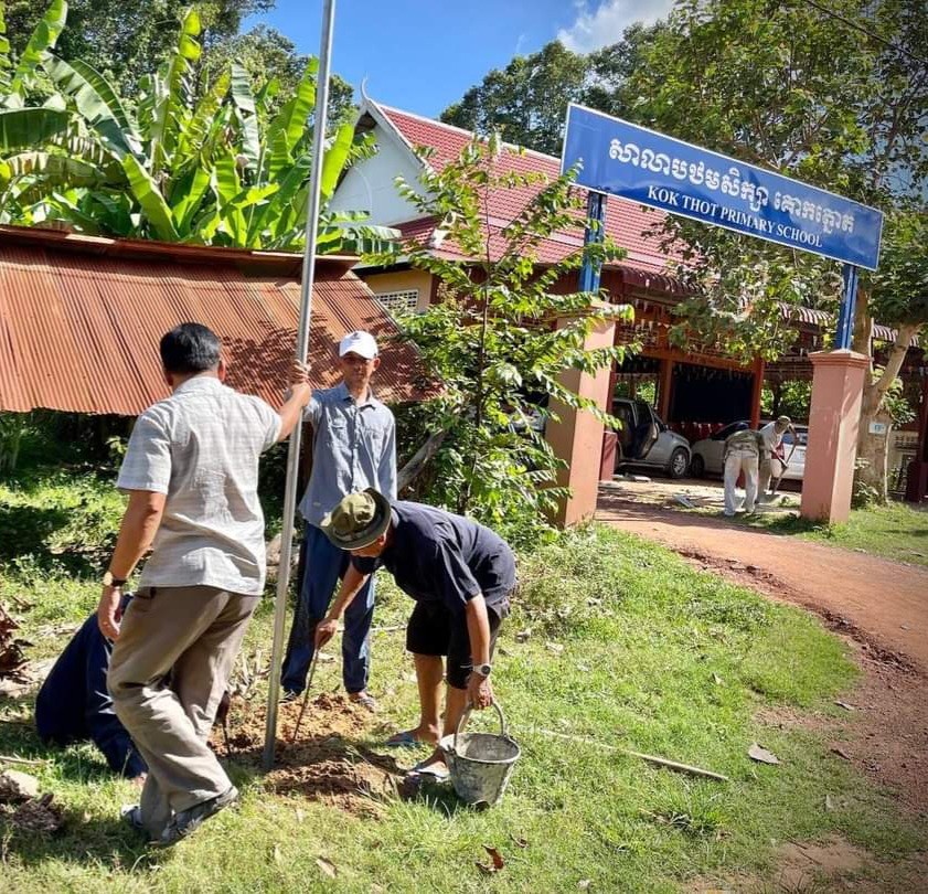 [캄보디아] 꼭트넛 초등학교 가는 길을 희망의 빛으로 밝혀주셔서 고맙습니다 